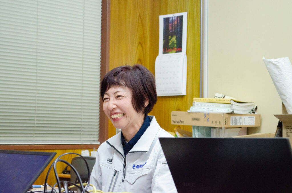 建設ディレクターは現場と会社をつなぐ要